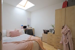 Photo 15- click for photo gallery